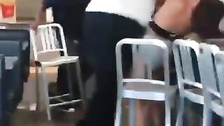 BAGARRE VIOLENTE AU MCDONALD