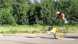 This Daredevil Stuntman Feels No Fear!