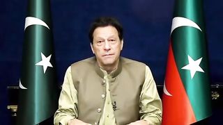 پچاس سال سے قوم مجھے جانتی ہے میں نے کبھی پاکستان کا قانون نہیں توڑا لیکنن