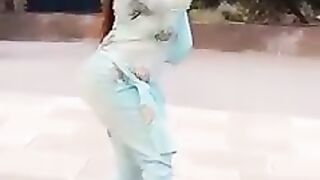 Tiktok girl dance recording at home