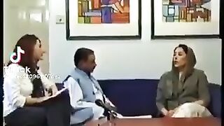 Kiya Mohtarmman Such kih rahi haiy