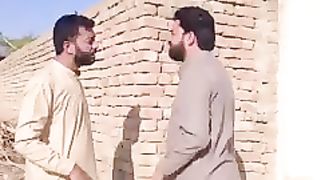 اتنی مہنگائی ہو گئی ایسے لڑنا چاہیے #imrankhan #publicnews #funnyvideo