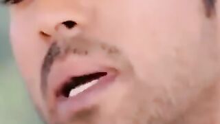 Kisi Ajnabee Ko Kiss