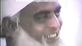 ک پاسے محبوب خُدا دا، ہک پاسے کُل خُدائی