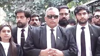 عمران خان کے گھر پر آپریشن بڑا اعلان #imrankhan #publicnews #breakingnews
