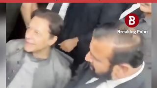 دیکھیں کیسے فلمی انداز میں عمران خان کی لاہور ہائی کورٹ میں انٹری ہوئی