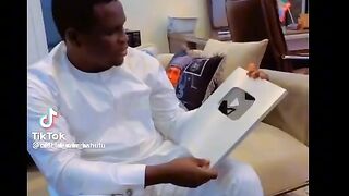 New song by naziru sarkin waka