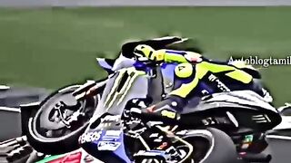 World no1 Rider Valentino Rossi unbelievable balance ????????