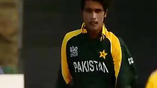 Muhammad_Aamir_get_5_wickets_in_one_over..Pakistan__vs___Australia(360p).