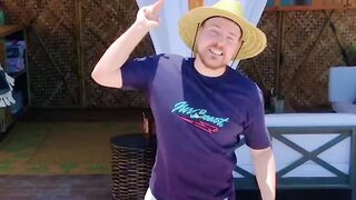 I Gave My 100,000,000th Subscriber An Island 2