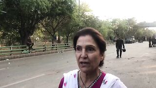 People get rid from Pti protests zaman park lahore