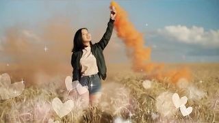 Girl injoy flay colours