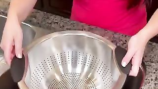 MAKEING PASTA