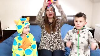 Kids play with BALLOONS Funny video for Children Toddlers Babies