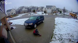 PEOPLE VS ICY DRIVEWAY FUNNY COMPILATION