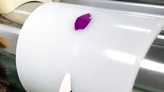 Let’s take a look at the process of refining silicone 1