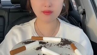 ASMR Chinese girl Eating Food
