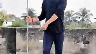 M art