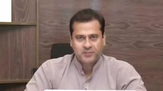 Imran Riaz Khan criticize Establishment | Establishment needs to make 50 Rs stamp and sell Pakistan too