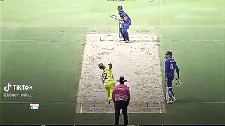Comparision between virat and babar