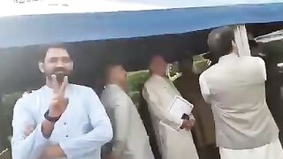Imran khan zaman park me aftari ki tayari me masghol