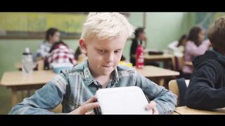 Pub Fosterhjem: A child has nothing to eat at school