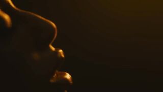 Chris Brown - Call Me Every Day