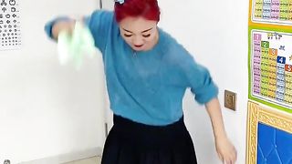 Best Funny Videos,  New Chinese Funny Video try not to laugh #short #Funny #Comedy (20)