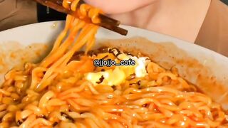 Yummy fire noodles ????