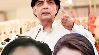 دو عورتوں کے درمیان آخر یہ فرق کیوں ❗ #publicnews #viralvideo