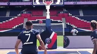 football-vs-basketball