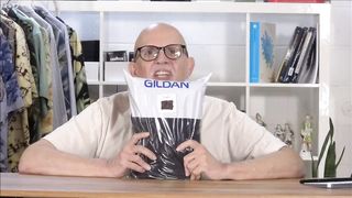 Gildan Men's V-neck T-shirts, Multipack, Style