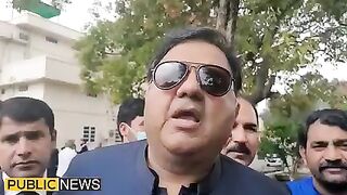 شہباز شریف کی سب سے بڑی خوبی بوٹ پالش ہے #publicnews #breakingnews