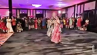 Beautiful Sangeet Dance Performance by the Bride and her Sister - Indian Wedding 4K
