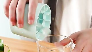 Portable 2 In 1 Ice Bucket Mold With Lid Space Saving Cube Maker Tools For Kitchen Party Barware