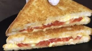 Tomato sandwich recipe ( subscribe please )
