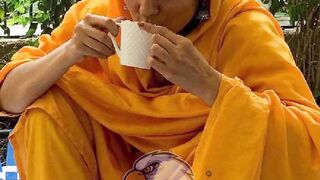 Chai ke dewane hai bollywood ki ye hastiyan