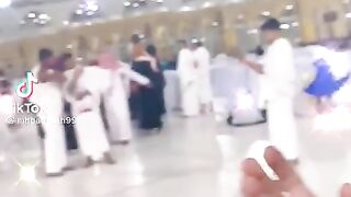 hr dil khan sahb ky dua krta hy