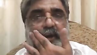 SARAIKI FATHER GIVING ADVICE TO YOUNG PEOPLE