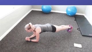 THE 3 MOST POPULAR HOME EXERCISES FOR WOMEN TO TONE THEIR ABS