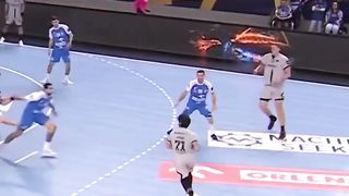 Shorts #3 handball