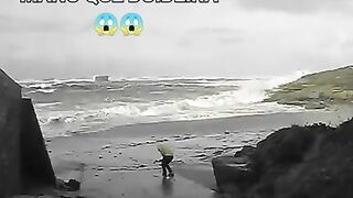 Elderly couple is taken out of nowhere by the sea
