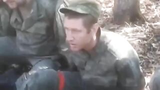 Пленные солдаты