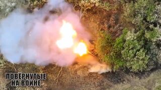 Russian forces damaged and abandoned Ukrainian T-64BV by tossing a grenade