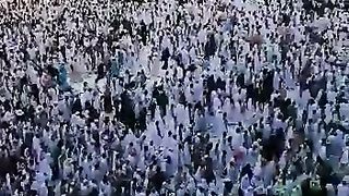 Ibadah Umroh di kota Suci Mekkah.