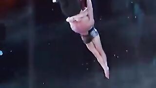CIRCUS SHOW.