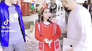 Zam zam Electronics in Dubai???? !  I# phone I pad# Ek payari bacchi ko diya gift????♥️