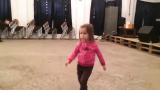 ТАНЦЫ для детей! Super dancer! Видео про детские танцы от