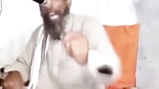 ایسی حرکت بھی کوٸی کرتاھےکیا