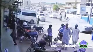 دکان میں ڈکیتی کے دوران دکاندار کی فاٸرنگ سے ایک ڈاکو ہلاک